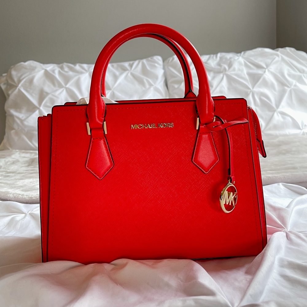 *BRAND NEW* Michael Kors Purse
